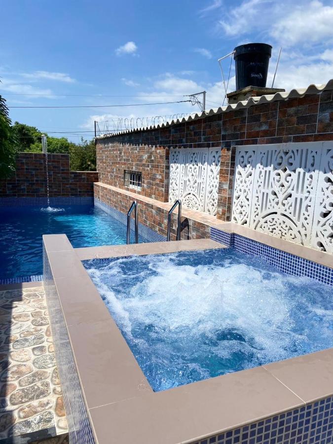 Cabana Roma Villa